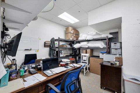 Купить коммерческую недвижимость в Порт-Шарлотт, Флорида 570.79м2, № 1637764 - фото 29