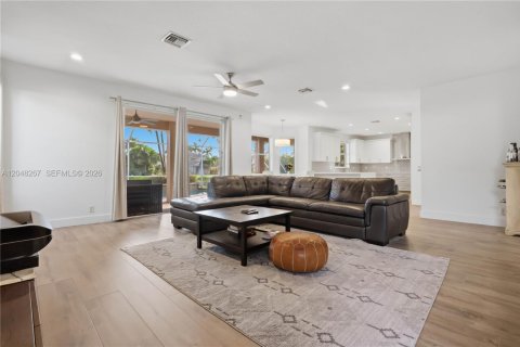 Villa ou maison à louer à Weston, Floride: 6 chambres, 346.62 m2 № 2174059 - photo 21