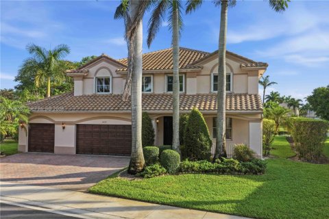 Villa ou maison à louer à Weston, Floride: 6 chambres, 346.62 m2 № 2174059 - photo 3