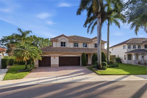 Villa ou maison à louer à Weston, Floride: 6 chambres, 346.62 m2 № 2174059 - photo 2