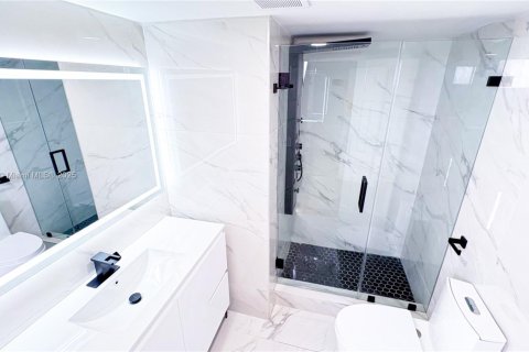 Condominio en venta en Sunrise, Florida, 2 dormitorios, 78.97 m2 № 1818360 - foto 13