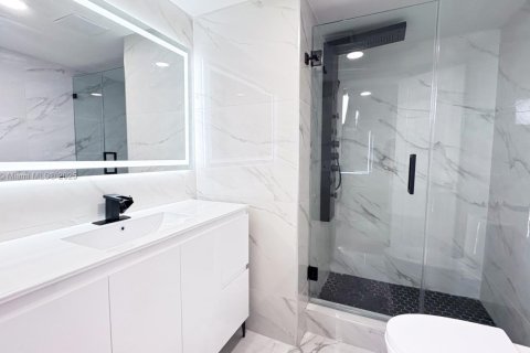 Condominio en venta en Sunrise, Florida, 2 dormitorios, 78.97 m2 № 1818360 - foto 30
