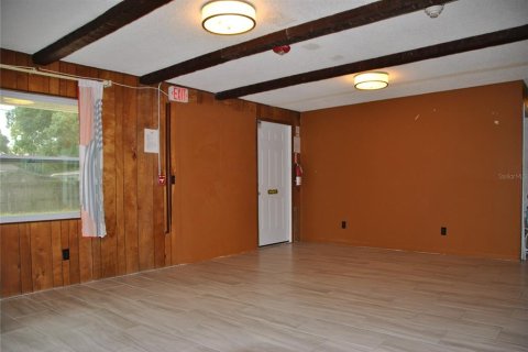 House in Orlando, Florida 5 bedrooms, 163.42 sq.m. № 2399545 - photo 5