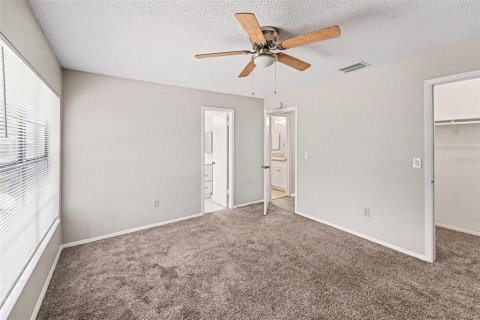 Casa en venta en Tampa, Florida, 3 dormitorios, 121.52 m2 № 2120716 - foto 8
