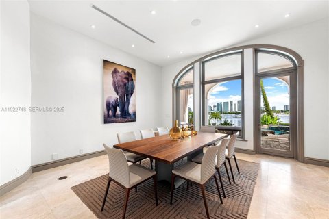 Villa ou maison à louer à Miami Beach, Floride: 5 chambres, 565.77 m2 № 1976704 - photo 6