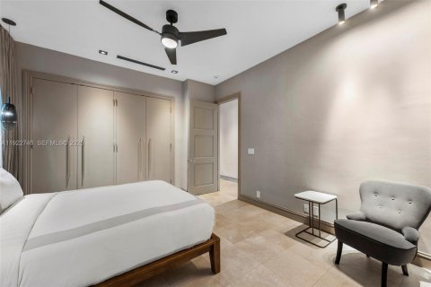 Villa ou maison à louer à Miami Beach, Floride: 5 chambres, 565.77 m2 № 1976704 - photo 28