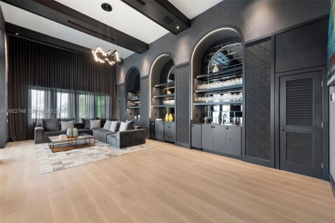 Villa ou maison à louer à Miami Beach, Floride: 5 chambres, 565.77 m2 № 1976704 - photo 18