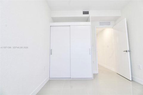 Townhouse in Homestead, Florida 3 bedrooms, 129.88 sq.m. № 2042716 - photo 4