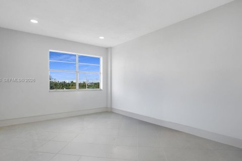 Купить кондоминиум в Майами-Бич, Флорида 1 спальня, 73.58м2, № 2008947 - фото 10