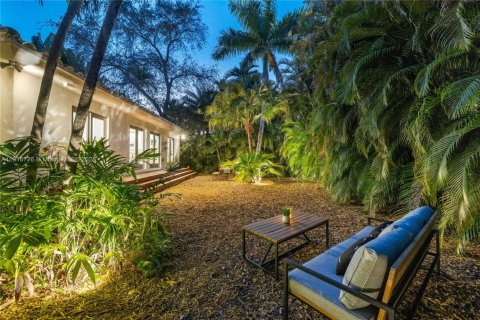 Villa ou maison à vendre à Miami, Floride: 2 chambres, 134.89 m2 № 1972029 - photo 24
