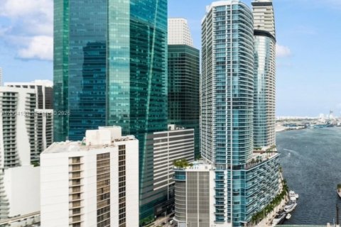Condo in Miami, Florida, 2 bedrooms № 2068435 - photo 8
