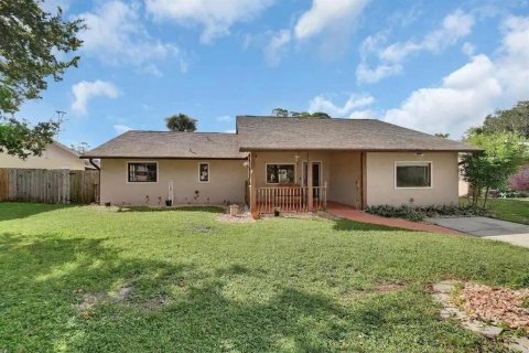 Casa en South Daytona, Florida 4 dormitorios, 149.2 m2 № 2384472