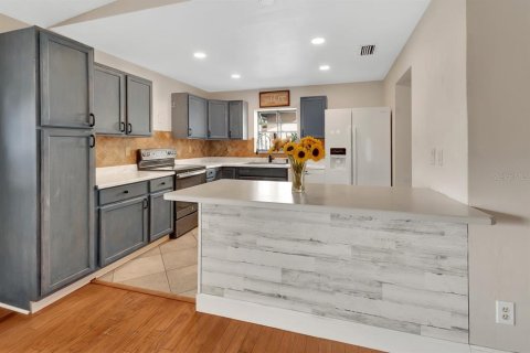 Casa en venta en South Daytona, Florida, 4 dormitorios, 149.2 m2 № 2384472 - foto 10