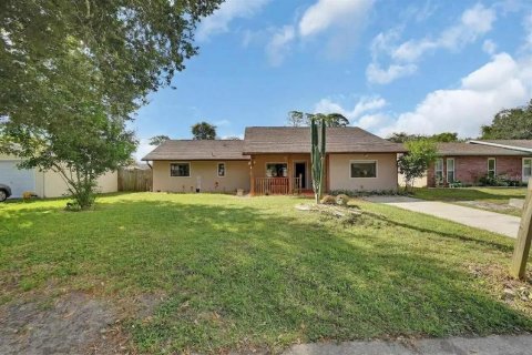 Casa en venta en South Daytona, Florida, 4 dormitorios, 149.2 m2 № 2384472 - foto 4