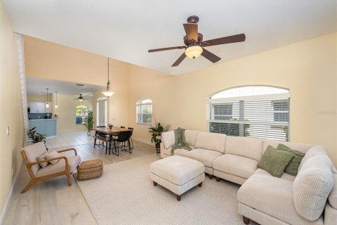 Townhouse in Melbourne Beach, Florida 3 bedrooms, 180.23 sq.m. № 1844941 - photo 27