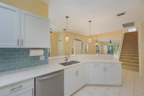 Townhouse in Melbourne Beach, Florida 3 bedrooms, 180.23 sq.m. № 1844941 - photo 4