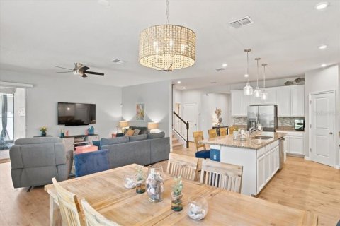 Casa en venta en Parrish, Florida, 4 dormitorios, 259.85 m2 № 2150735 - foto 9