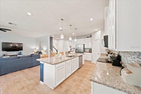 Casa en venta en Parrish, Florida, 4 dormitorios, 259.85 m2 № 2150735 - foto 4