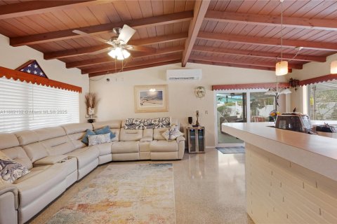 Villa ou maison à vendre à Fort Lauderdale, Floride: 2 chambres, 79.62 m2 № 1930115 - photo 7