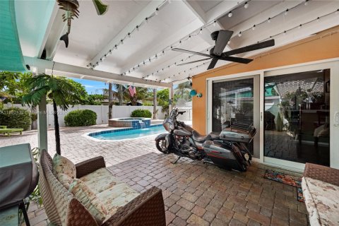 Villa ou maison à vendre à Fort Lauderdale, Floride: 2 chambres, 79.62 m2 № 1930115 - photo 28
