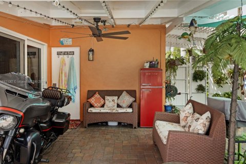Villa ou maison à vendre à Fort Lauderdale, Floride: 2 chambres, 79.62 m2 № 1930115 - photo 29