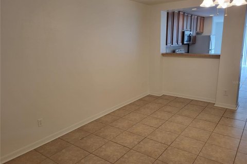 Townhouse in Riverview, Florida 2 bedrooms, 116.5 sq.m. № 1858072 - photo 4