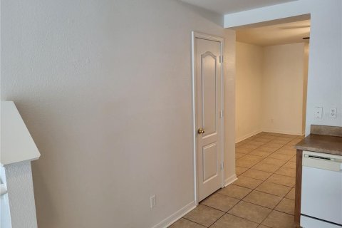 Townhouse in Riverview, Florida 2 bedrooms, 116.5 sq.m. № 1858072 - photo 6