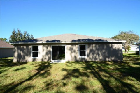 House in Palm Coast, Florida 3 bedrooms, 144.18 sq.m. № 2237669 - photo 2