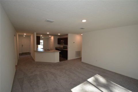 House in Palm Coast, Florida 3 bedrooms, 144.18 sq.m. № 2237669 - photo 15