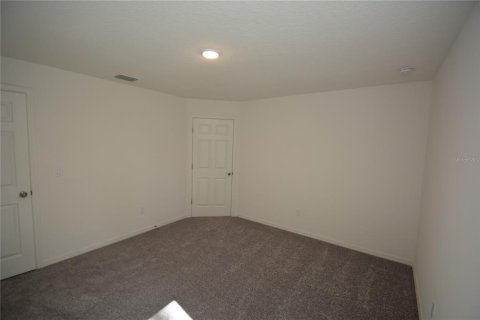 House in Palm Coast, Florida 3 bedrooms, 144.18 sq.m. № 2237669 - photo 19