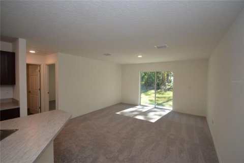 House in Palm Coast, Florida 3 bedrooms, 144.18 sq.m. № 2237669 - photo 14