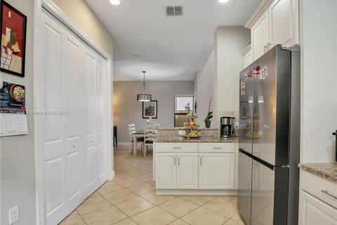 House in Naples, Florida 3 bedrooms № 1891688 - photo 21