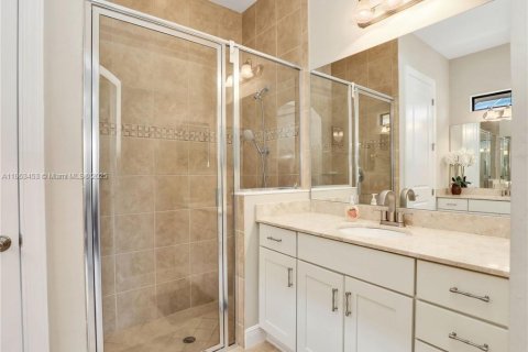House in Naples, Florida 3 bedrooms № 1891688 - photo 26