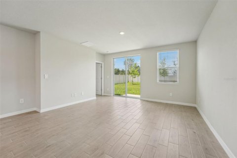 House in Plant City, Florida 4 bedrooms, 201.41 sq.m. № 1750647 - photo 7