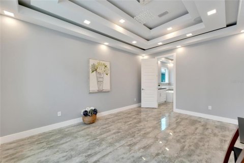 House in Apollo Beach, Florida 4 bedrooms, 198.81 sq.m. № 1339310 - photo 29