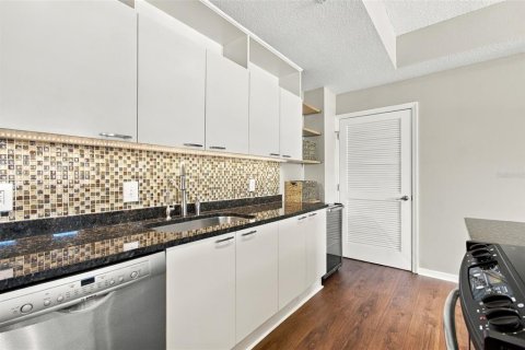 Copropriété à vendre à Saint Petersburg, Floride: 2 chambres, 156.45 m2 № 2396844 - photo 8