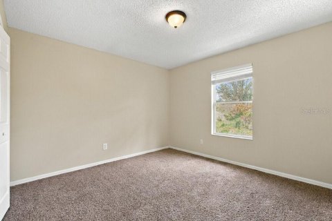 Villa ou maison à louer à Apopka, Floride: 4 chambres, 202.16 m2 № 2413688 - photo 14