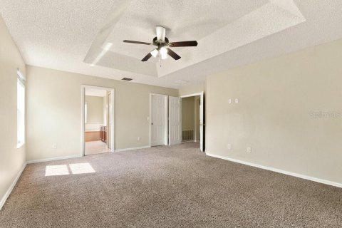 Villa ou maison à louer à Apopka, Floride: 4 chambres, 202.16 m2 № 2413688 - photo 11
