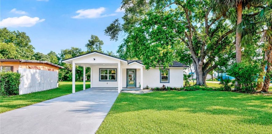 House in Winter Garden, Florida 2 bedrooms, 93.65 sq.m. № 2231652