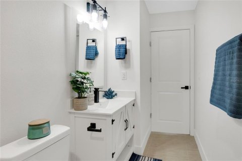 House in Winter Garden, Florida 2 bedrooms, 93.65 sq.m. № 2231652 - photo 18