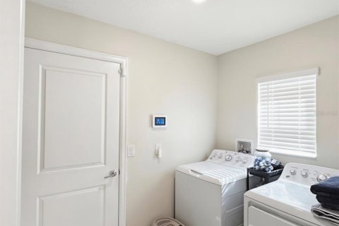 Villa ou maison à vendre à Kissimmee, Floride: 3 chambres, 133.04 m2 № 2221991 - photo 3
