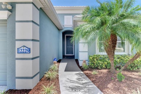 House in Venice, Florida 3 bedrooms, 199.93 sq.m. № 1746899 - photo 4