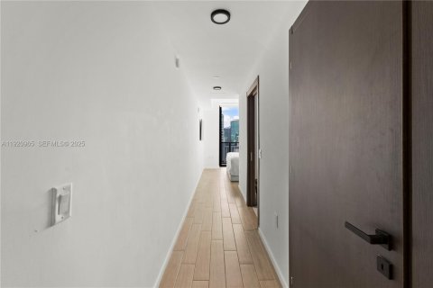 Купить кондоминиум в Майами, Флорида 1 спальня, 52.03м2, № 1983534 - фото 10