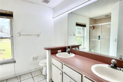 House in Ocala, Florida 3 bedrooms, 142.23 sq.m. № 1884195 - photo 12