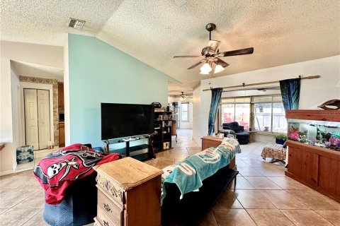 House in Ocala, Florida 3 bedrooms, 142.23 sq.m. № 1884195 - photo 16