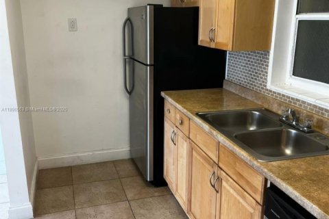 Copropriété à louer à Miami, Floride: 1 chambre, 65.03 m2 № 1943372 - photo 7