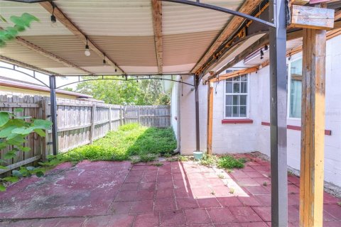 House in Lake Wales, Florida 2 bedrooms, 105.91 sq.m. № 2237768 - photo 14