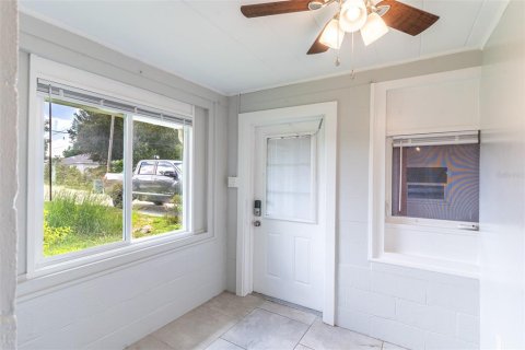 House in Lake Wales, Florida 2 bedrooms, 105.91 sq.m. № 2237768 - photo 5