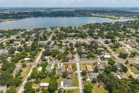 House in Lake Wales, Florida 2 bedrooms, 105.91 sq.m. № 2237768 - photo 20