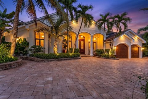 Casa en Punta Gorda, Florida 5 dormitorios, 510.96 m2 № 2431031